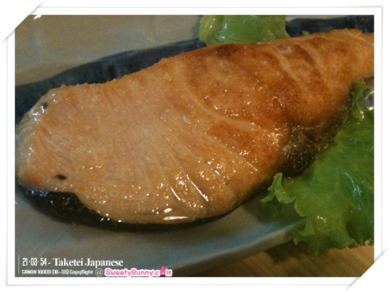 ปลาแซลมอลย่างเกลือ สไตล์ ทาเคะเทอิ (Taketei)