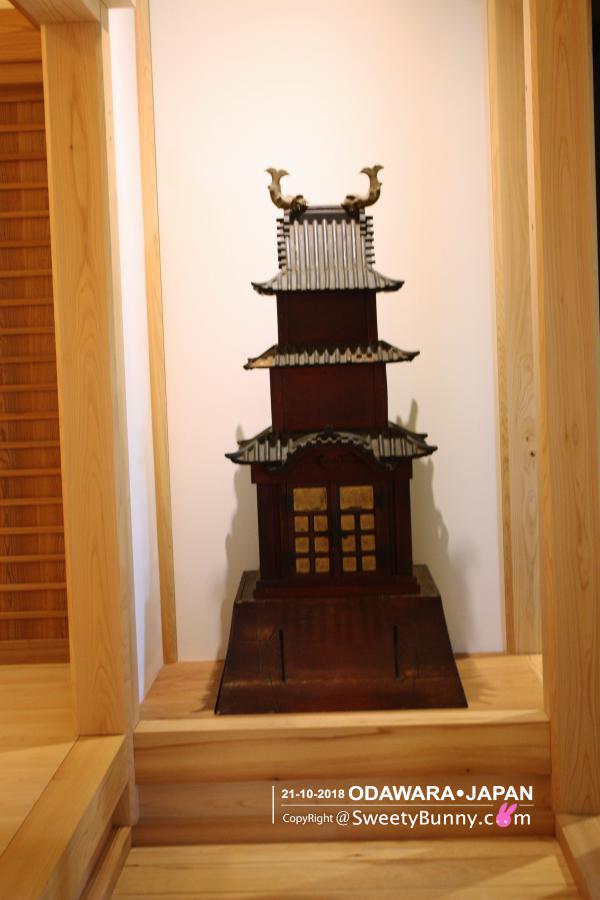 Castle tower-style miniature shrine